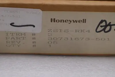 NEW OPEN BOX Honeywell 30731673-501 Core Memory Card PLC Rack Circuit Board G621