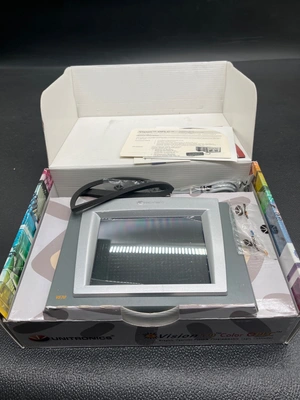 NEW UNITRONICS V570-57-T40B
