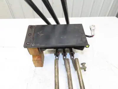 Toyota Electric Forklift Three Lever Control Unit Lift Tilt Shift Off Of 5FBCU20