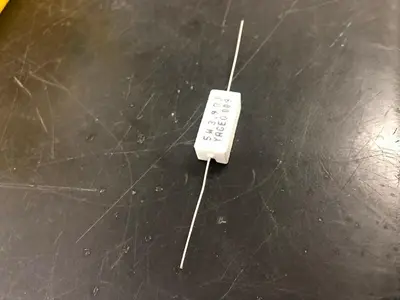 5w3.9 yage0 009 resistor