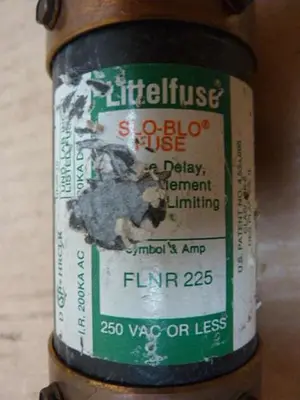 USED LITTELFUSE FLNR-225