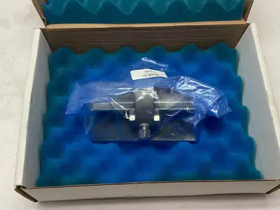 USED MAHR DIMENSIONAIR 2-JET AIR RING GAUGE W/ GUIDE CHUTES & BASE PLATE