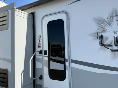 Used 2014 OPEN RANGE 308BHS Campers, Caravans, Motorhomes Michigan US | Miedema Asset Management Group #1339075