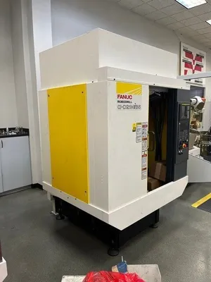 2021 FANUC ROBODRILL A D21MIB5 Vertical Machining Centers | Lion Machinery (3)