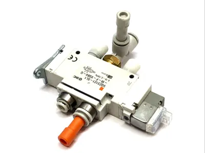 USED SMC 5-PORT SOLENOID VALVE 2-POSITION 24VDC