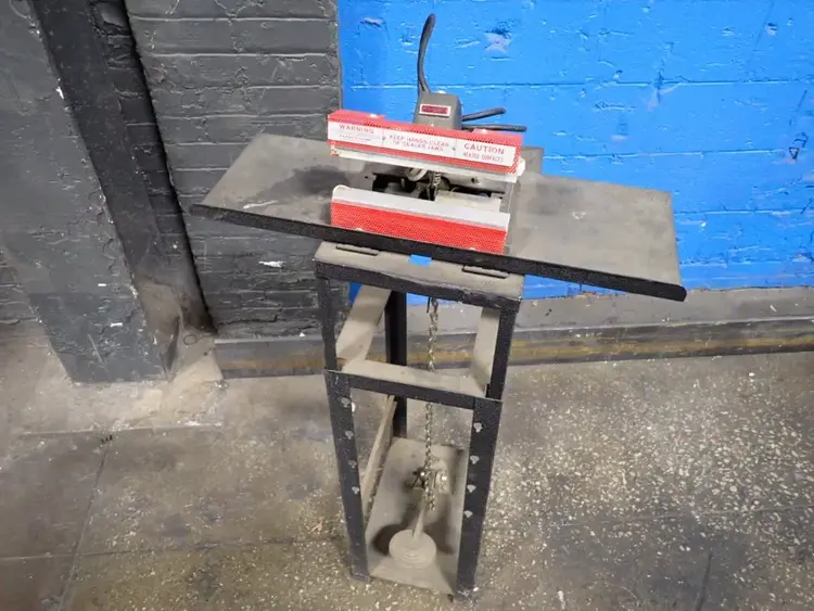 Used CLAMCO CORP. _UNKNOWN_ Miscellaneous Packaging Equipment Ohio US | HGR 24 #861438