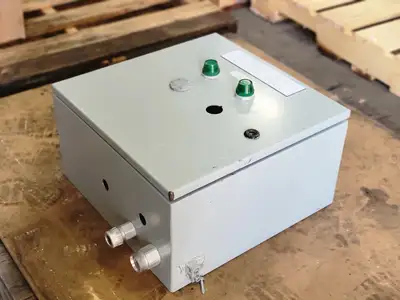 USED HAMMOND MANUFACTURING EN4SD16168GY