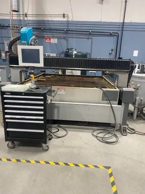 2014 FLOW 014659-1 Waterjet Cutters | Lion Machinery (2)