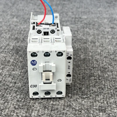 Used Allen-Bradley 100-C30Z*00 PLC Contactors California US | Davliegogo LLC #1706911