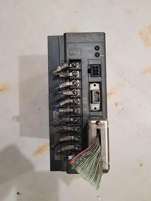 USED FUJI ELECTRIC FVR008B7S-2KK