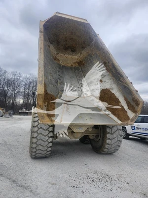 USED 2018 BELL B40E