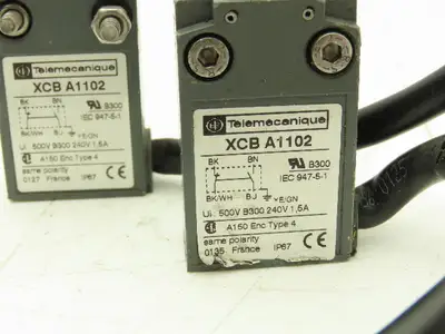 Telemecanique XCB A1102 Plunger Limit Switch 1.5A  Lot of 2