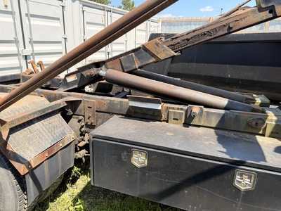 Used 2005 PETERBILT 335 4X2 Rolloff Trucks Indiana US | Miedema Asset Management Group #1436988