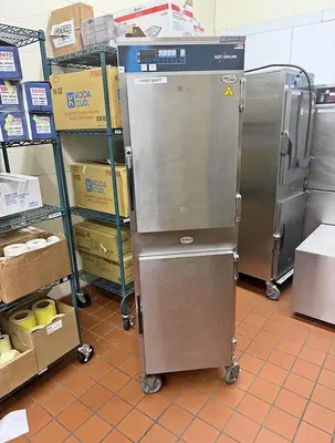 Used ALTO SHAAM 1200 - TH-III Hot Food Warming, Holding, & Transport Cabinets Florida US | BAM Discount Restaurant Equipment #1257177