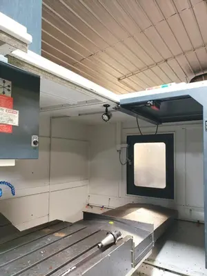 USED 2018 REPUBLIC-LAGUN VMC