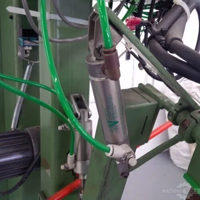 USED 1999 MILLER WELDMASTER 112SP