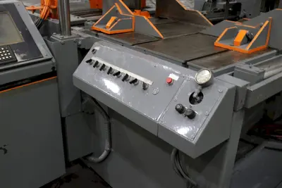 USED 2006 HEM VT130HA-60SS (SMART SAW)