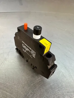 Allen Bradley 1492-GH040 SER.B 250V (4D-24)