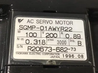 USED YASKAWA SGMP-01AWYR22