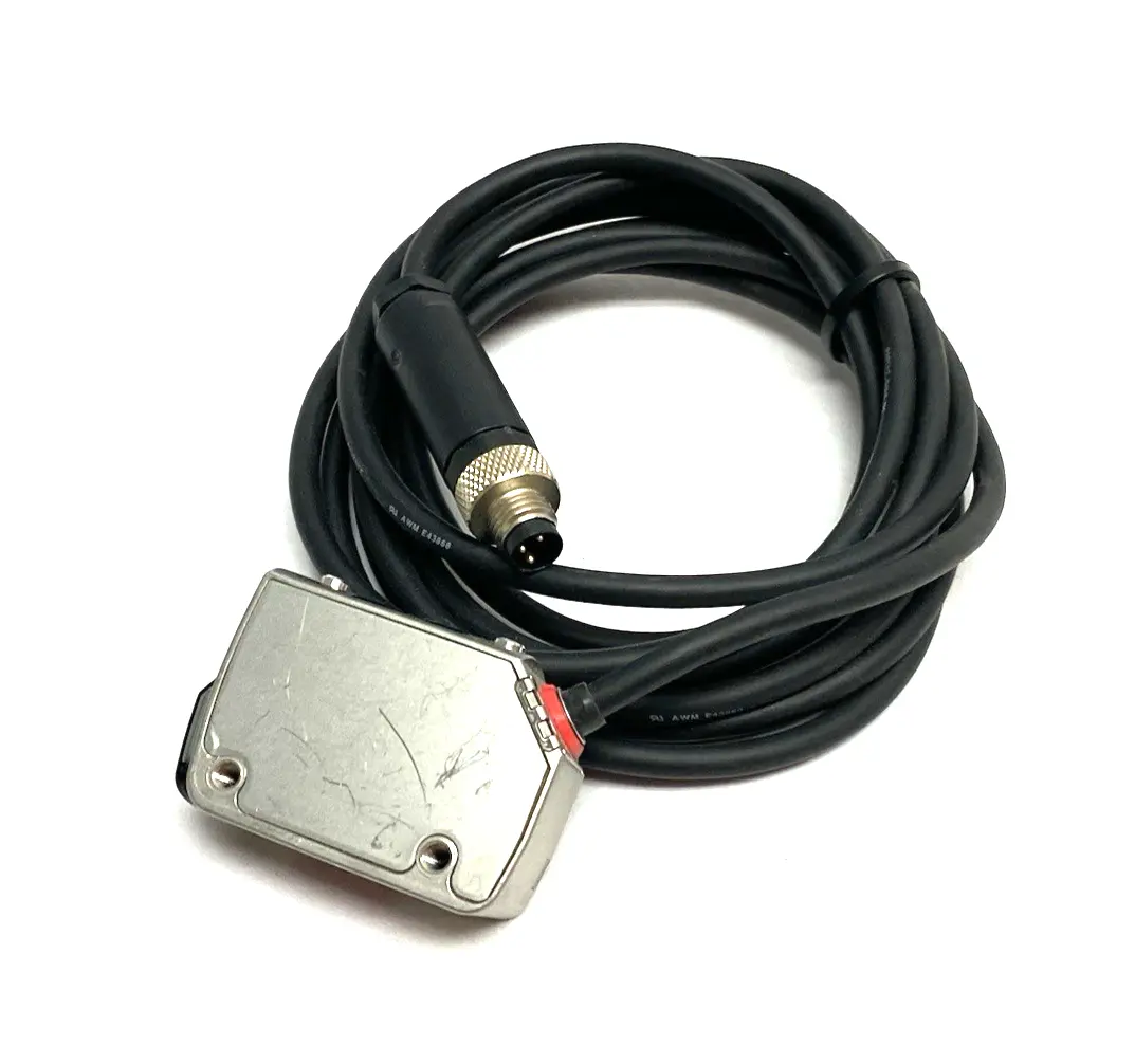 USED KEYENCE SELF-CONT. CMOS DISTANCE LASER SENSOR, RECTANGULAR, CABLE TYPE