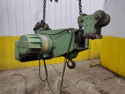 2 TON P&H POWERED CABLE HOIST, WITH ROLLING TROLLEY: YOBRO #25083