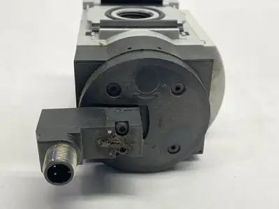 USED FESTO PNEUMATIC ON/OFF VALVE 527682 NO FILTER