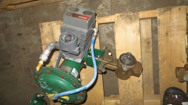 Fisher 1 1/2" V200 V-Ball Control Valve