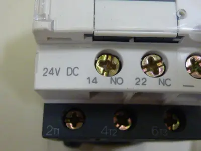 USED TELEMECANIQUE LAD4TBDL