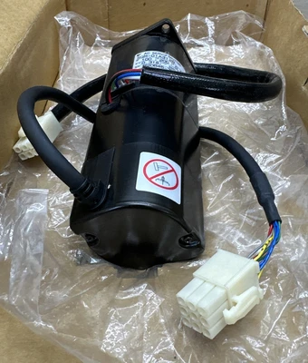 NEW Yaskawa SGM-01A312B