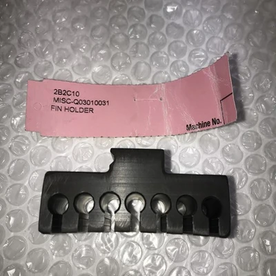 **New Fin Holders 2B2C10 QTY Of 11-FD5960-711 QTY Of 6 Fast Shipping &Warranty#