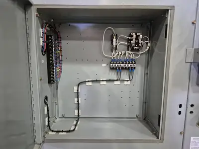 Double Fused Interrupter Switch 5 kV, 4160 Volts & Conduit Cabinet