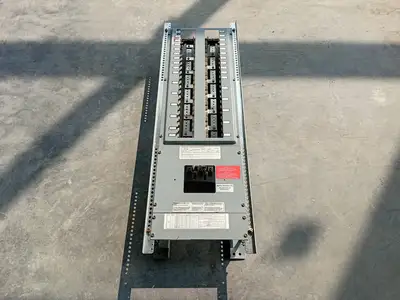 Used 2002 CUTLER-HAMMER POW-R-LINE 1A Switchgears British Columbia CA | Lenmark #1430118