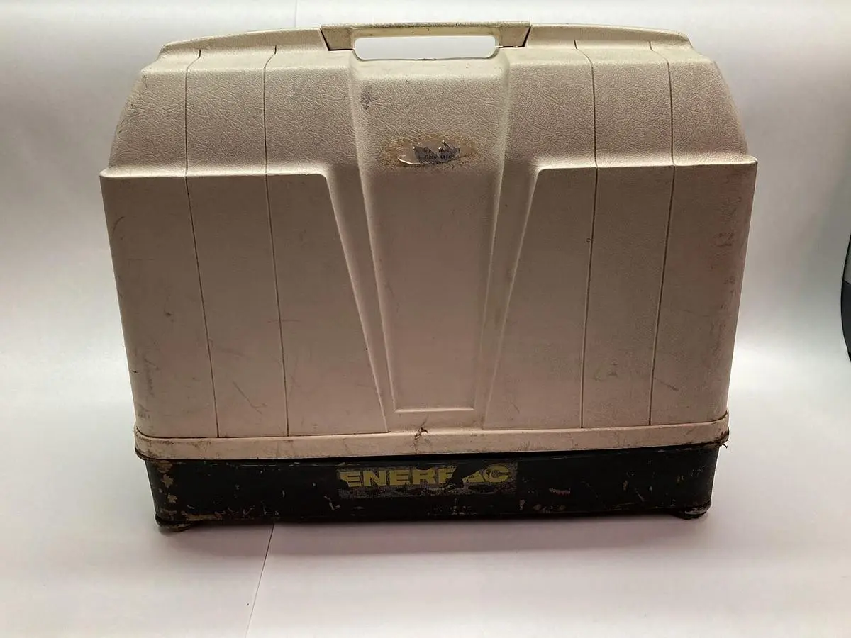 USED ENERPAC P51