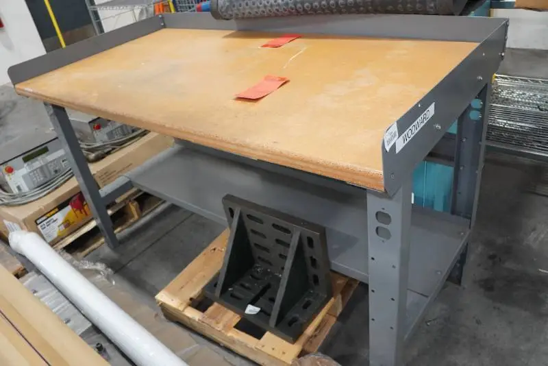 Heavy Duty Workstation