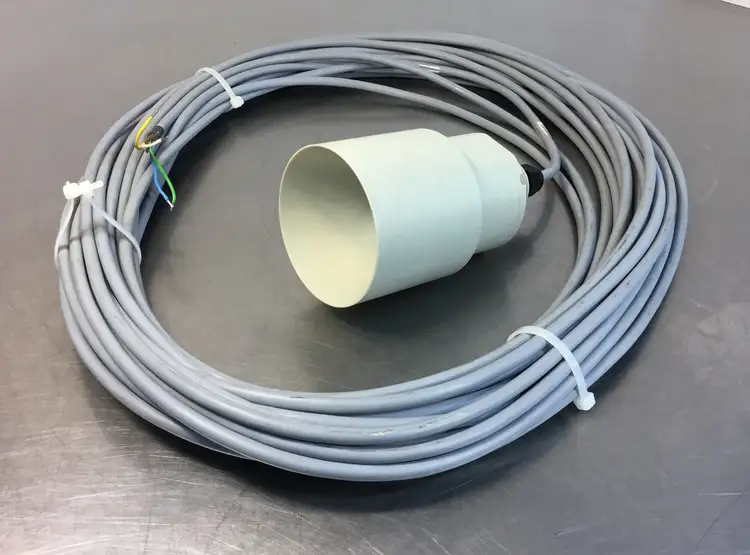 Used BINDICATOR SN2-LAB-CC Sensors | Palmetto Automation #1153188