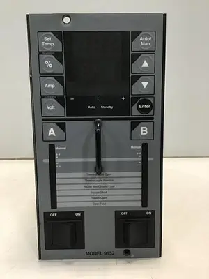 USED HUSKY 9152