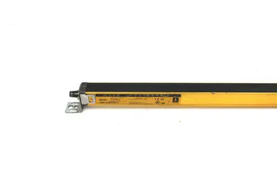 USED OMRON F3SN-A1207P25-D