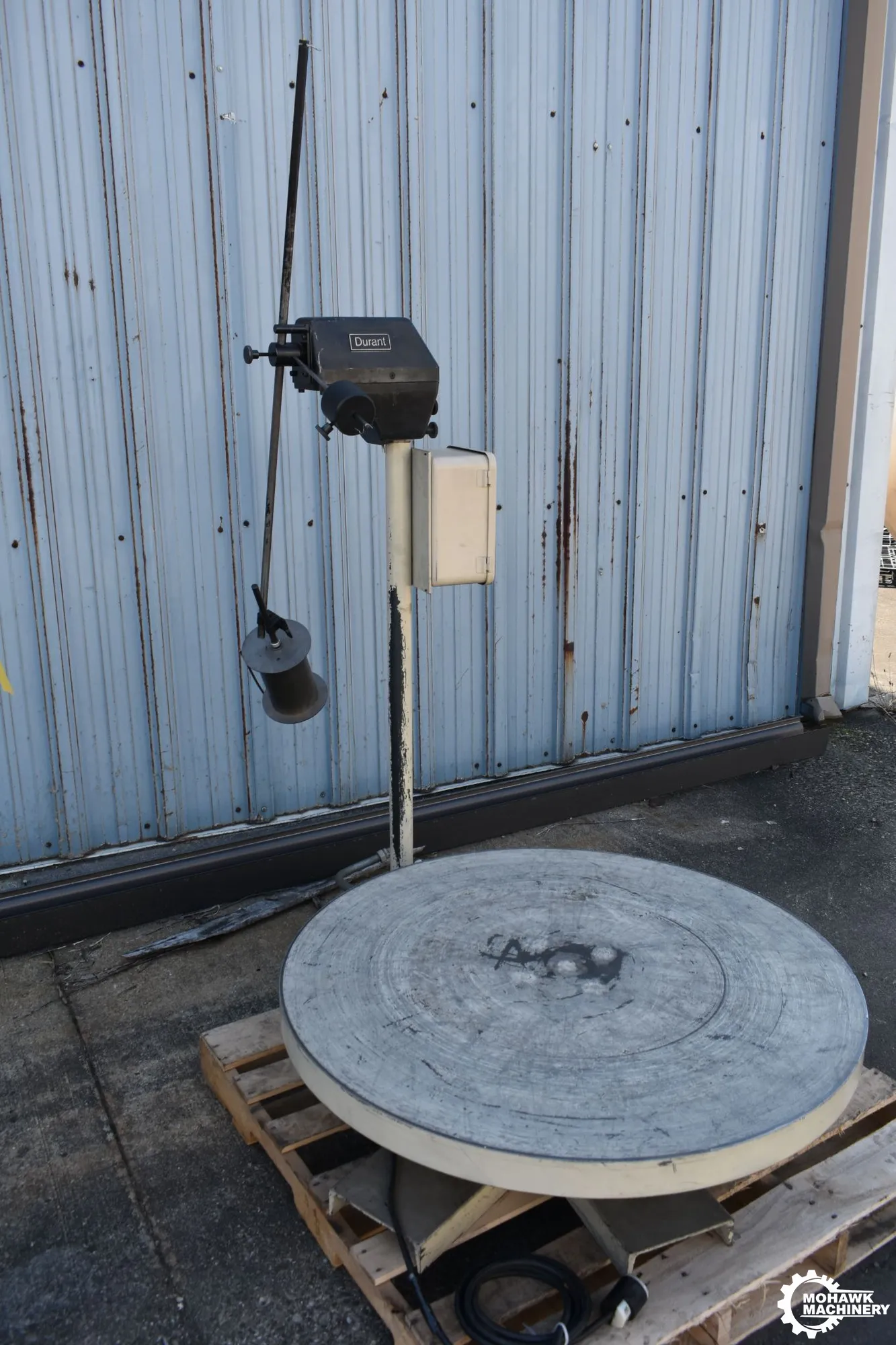 3000 LB DURANT "R3012" PALLET TYPE STOCK DECOILER w/42" TURNTABLE