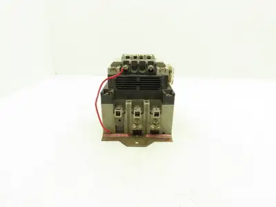 Arrow Hart AH32-332-U Motor Starter Contactor 3Ph 50Hp Size 3 550VAC Coil 120V