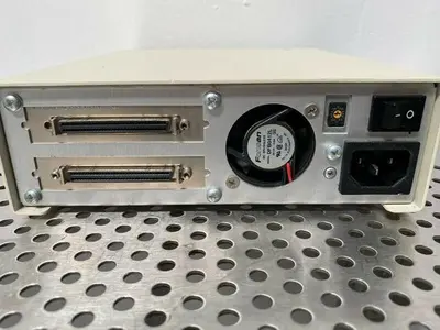 USED KINGSTON STORCASE DATA SILO STACKER DS50-S1W DRIVER CASE 120-240V