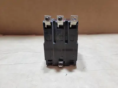 USED SQUARE D QOB320