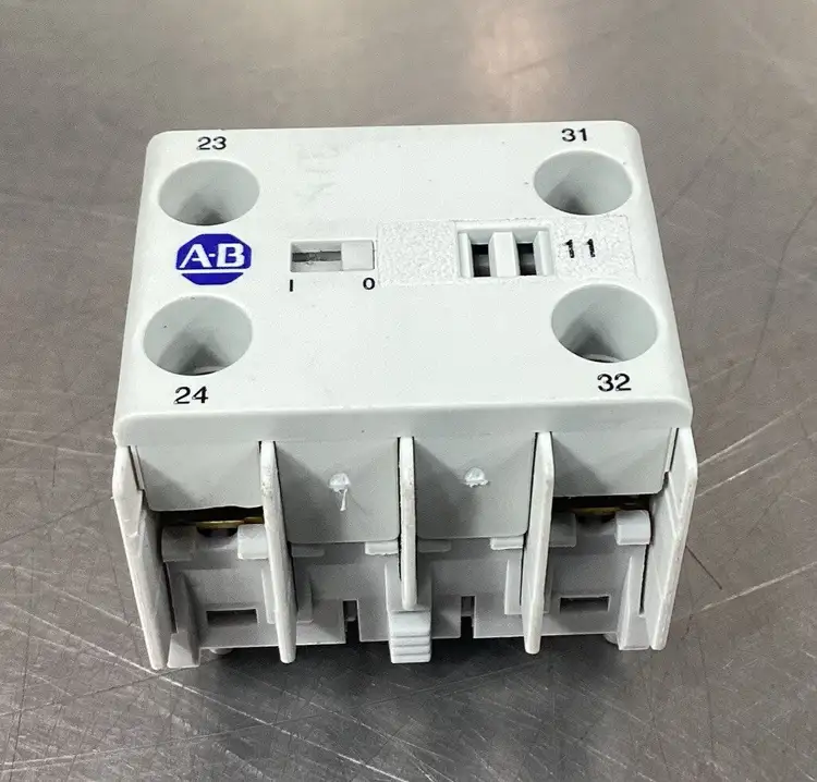 Used ALLEN BRADLEY ALLEN BRADLEY 100-KFC11 SERIES Contact Blocks South Carolina US | Palmetto Automation #1290401