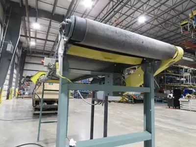 Hytrol 28"x 10' 11" Slider Bed Conveyor 24"Belt 460V 3PH Variable Speed 62"H