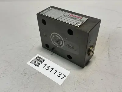 USED MOOG HYDROLUX CCE16B6RMA0V06/A12