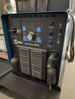 2019 MILLER PERFORM ARC PA 250M ROBOTIC WELDING | Machinery Network (11)
