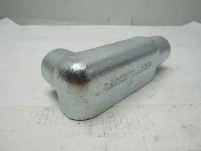 OZ GEDNEY LR100 1"  Iron Conduit Body Lot of 5