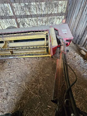 NEW HOLLAND 1465 Harvesting Equipment | Iron Listing (18)