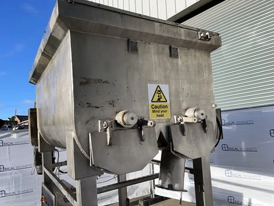 1800L Iozzelli S/S Twin U-Trough Mixer Model BL1800V