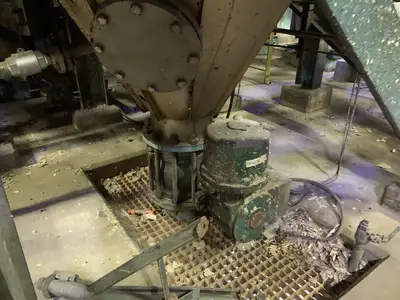 Scrubber on Blue Frame