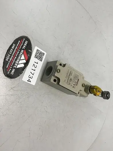 Used YAMATAKE LJA10-11A21N-003 Relays & Switches Michigan US | Ideal Machinery #708888